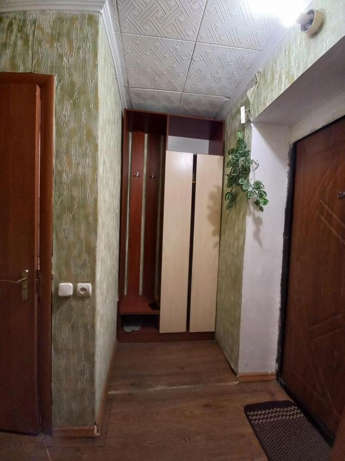 1 Комнатная Квартира Остановка Торговый Центр Cherkasy Exterior photo